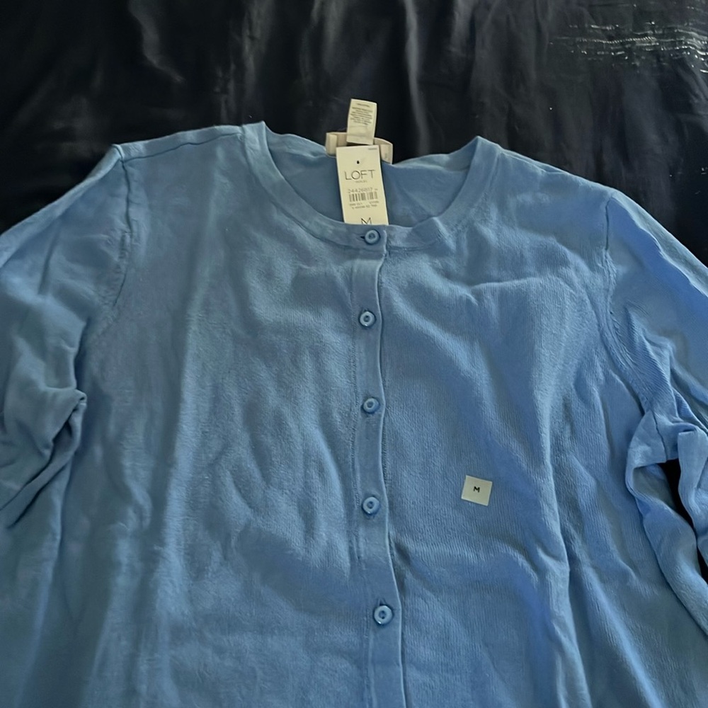 Blue cardigan, M
